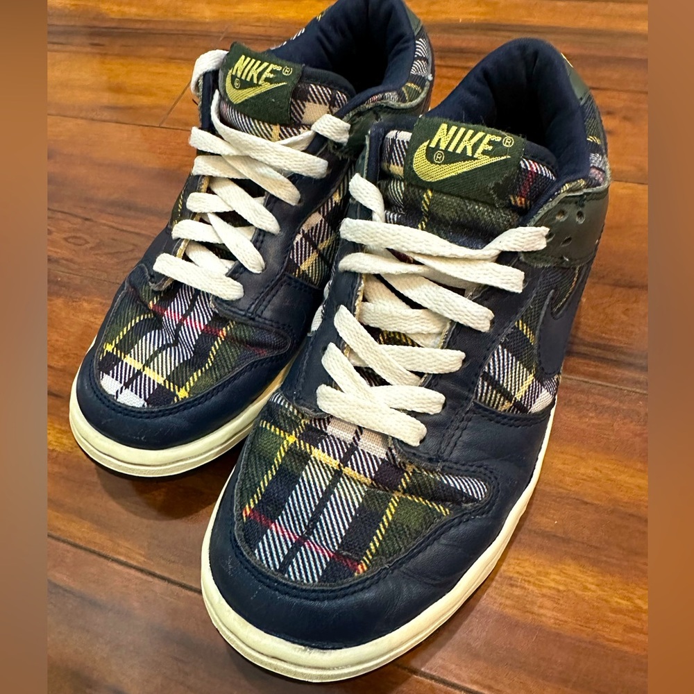 RARE! Women’s Size 8 Nike Dunk Low Pro Blue/Green Plaid Sneakers 💙💚
